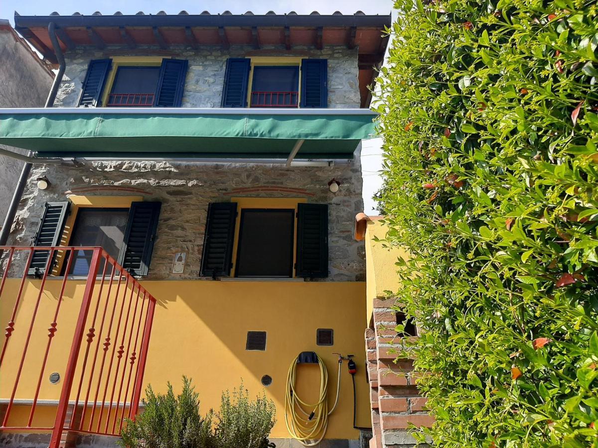 Deliziosa Casetta Sull'Appennino Toscano Montefegatesi Bagian luar foto